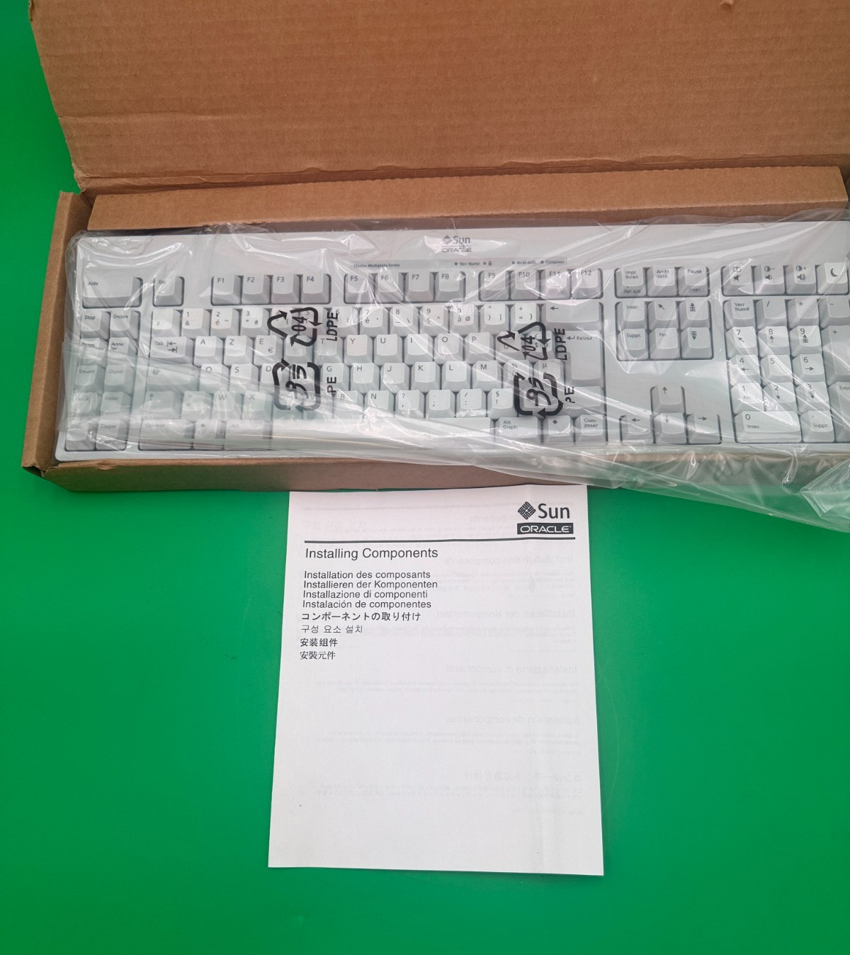 Sun Oracle 320-1351 Type 7 Keyboard NOS