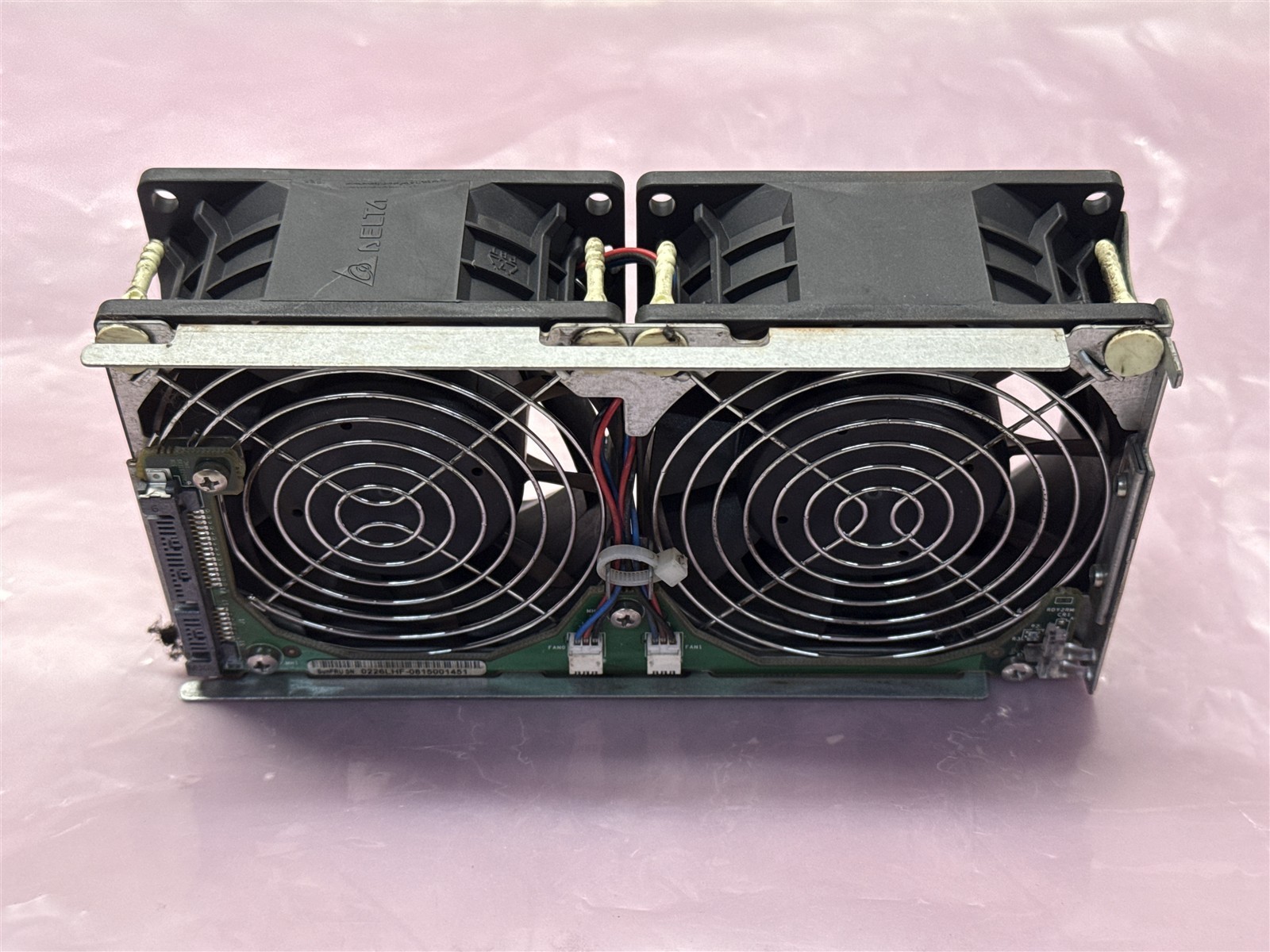 SUN 541-0458-05 SERVER FAN MODULE W/ 2 DELTA ELECTRONICS FANS FOR X4500 X4540