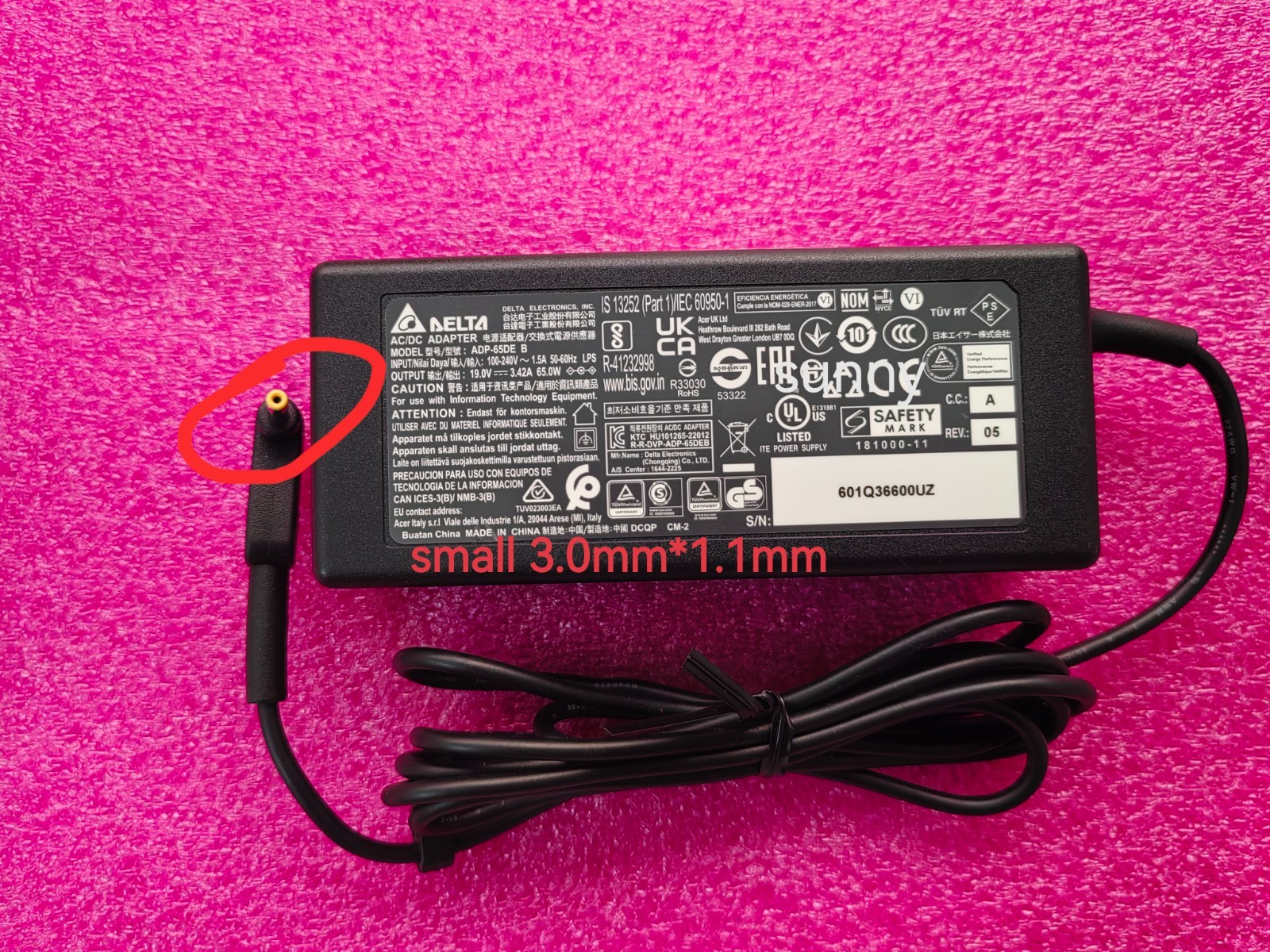 OEM Delta 19V 3.42A ADP-65DE B For Acer Swift 3 SF315-52G-83W 3.0mm 65W Adapter