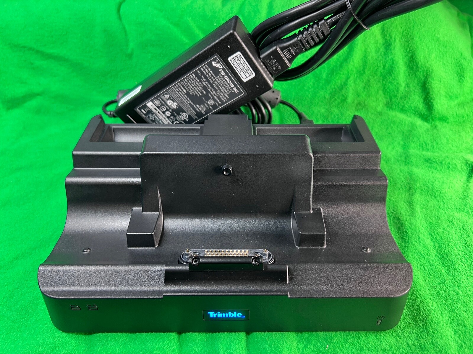 Trimble ACCAA-705 Yuma YUMAOD Charging Docking Station & AC Adapter - NIB