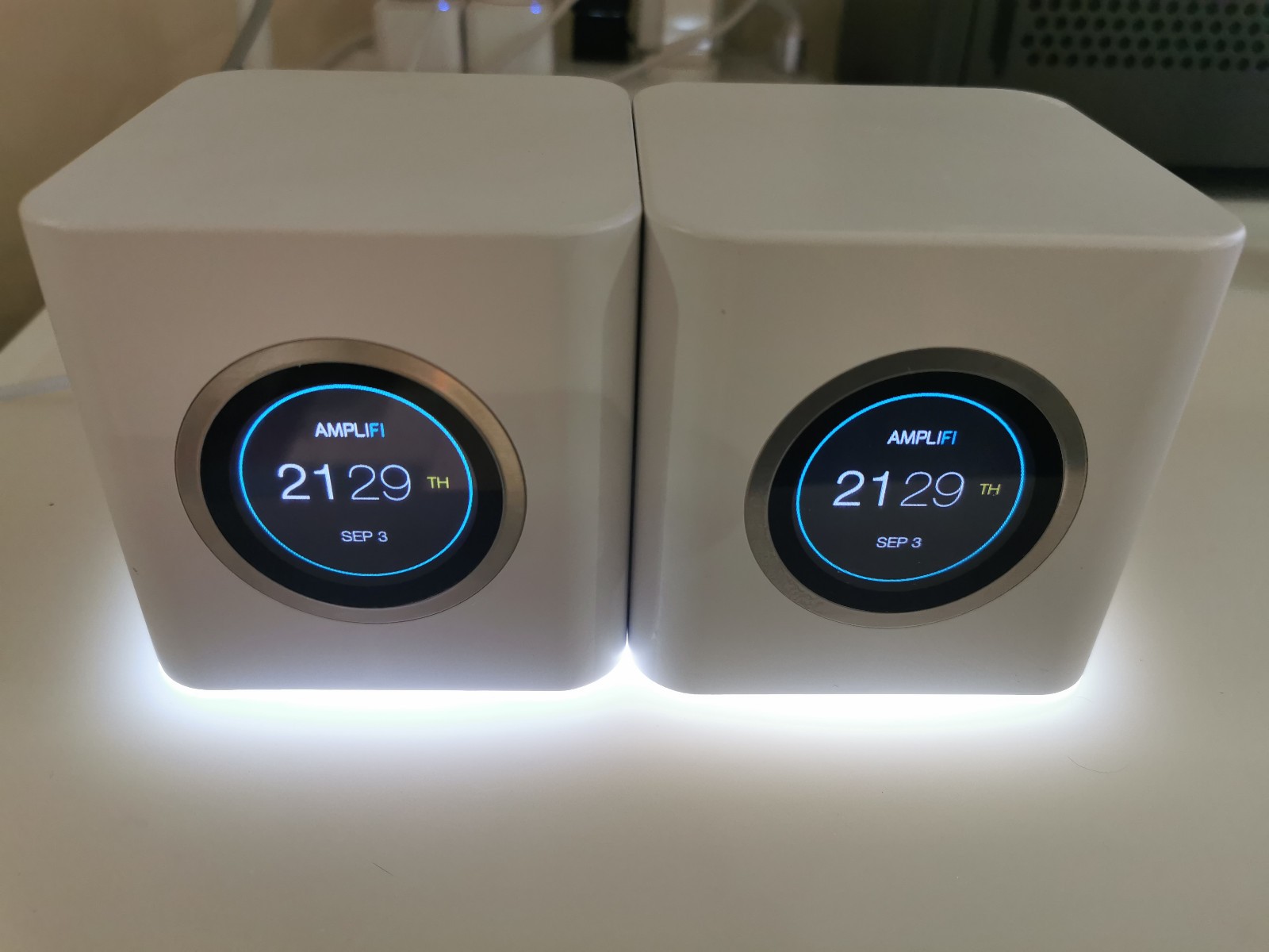 2x Ubiquiti Unify AmpliFi HD WiFi Router Expandable Mesh System