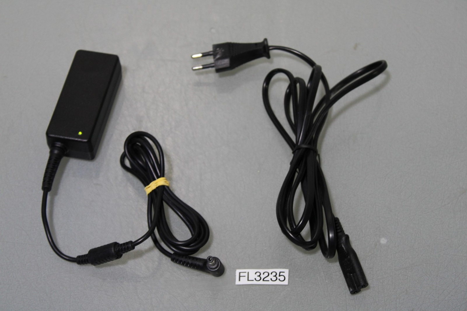 Delta Electronics AC/DC Adapter ADP-36PH A (FL3235-A20)