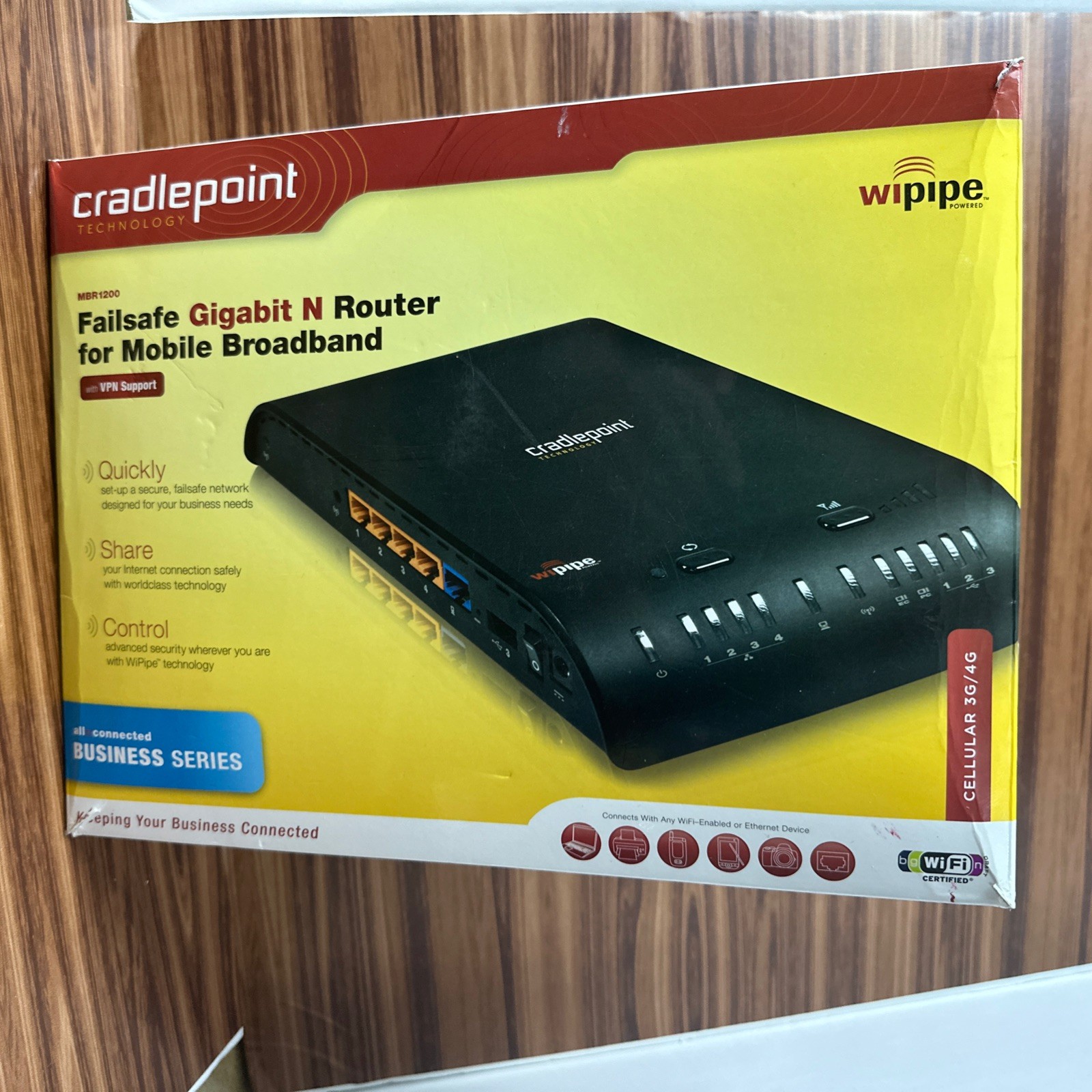 Cradlepoint MBR1200 Wireless Failsafe Gigabit N Router for Mobile Broadband Read