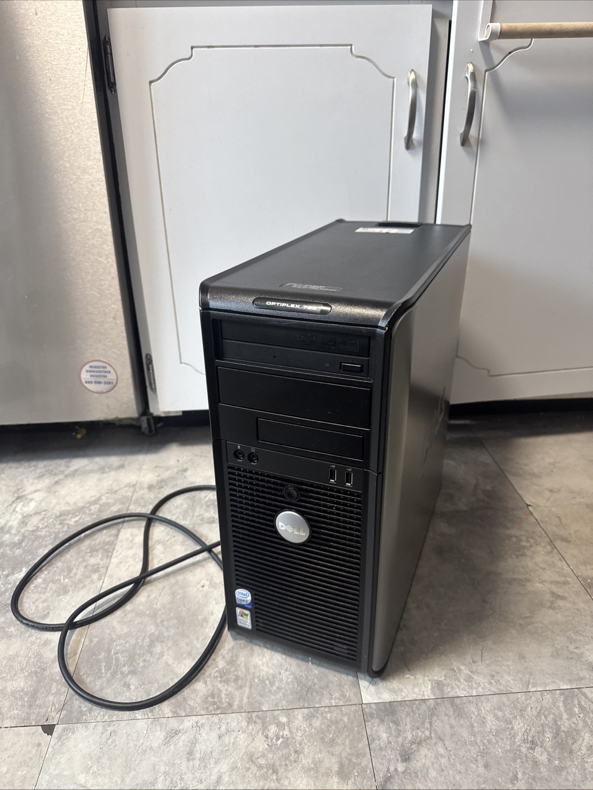 Dell OptiPlex 755 Intel Core 2 Duo E4500 2.2GHz 2GB Ram  1 Tb WINDOWS XP