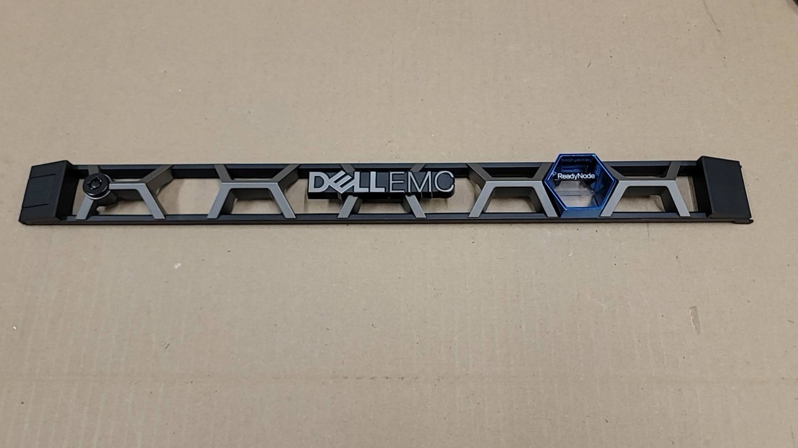 DELL BEZEL DELL EMC VXRAIL R640 1U 7K44N