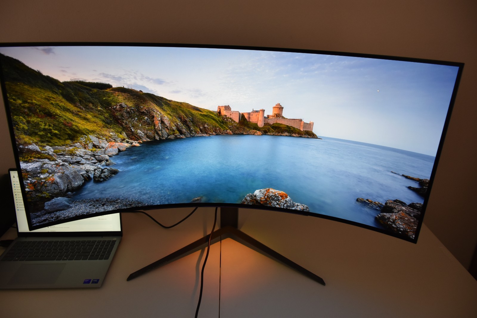 LG UltraGear 45GR95QE-B Curved OLED Gaming Monitor 45in 240Hz 3440x1440px