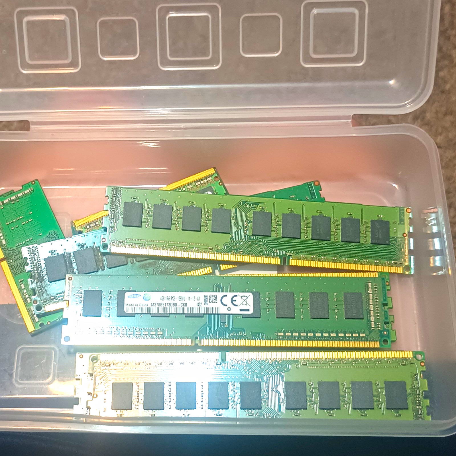 Lot Of Random Ddr3