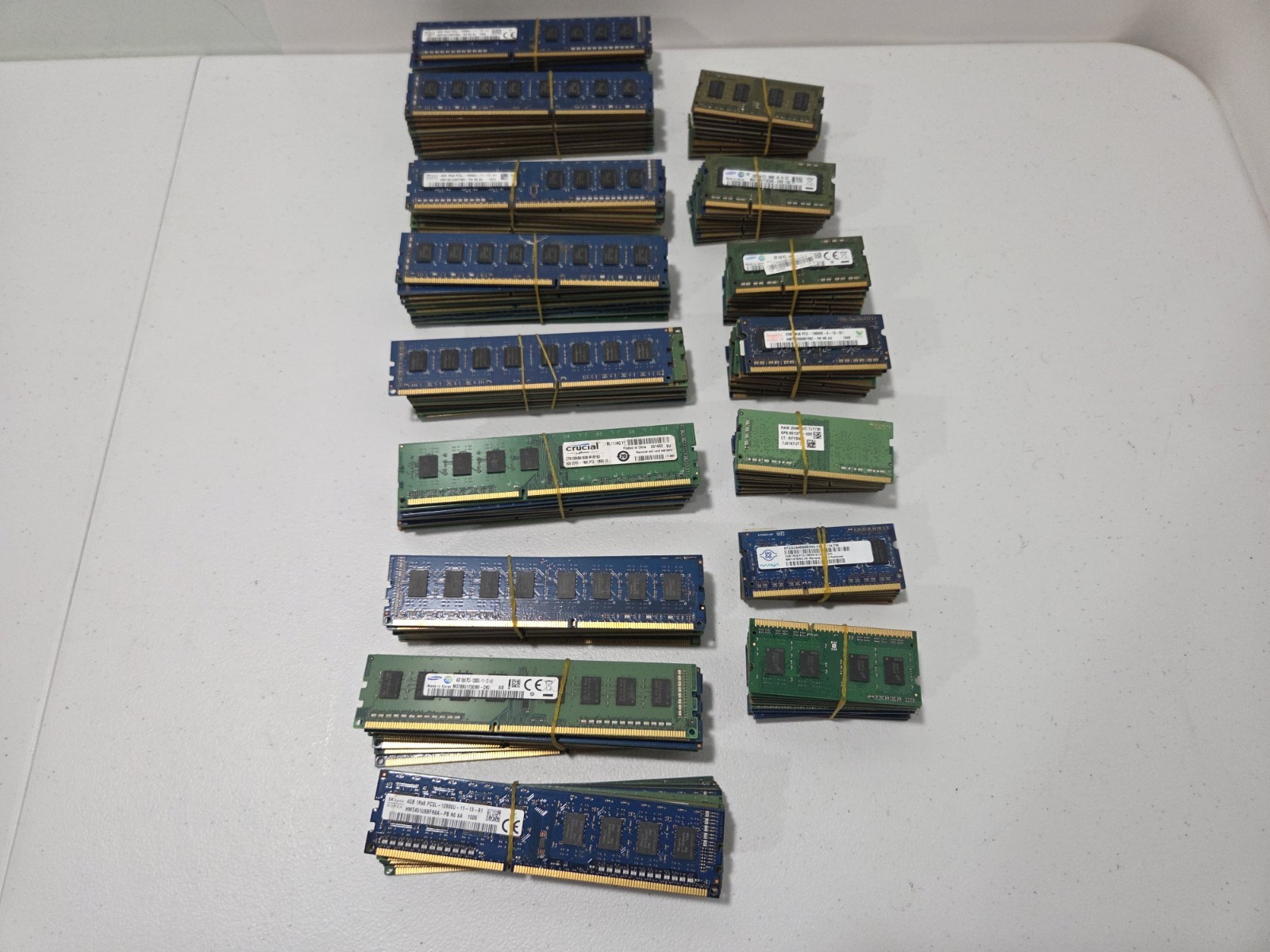 Lot Of 158 Rams Computer Memory DDR2 & DDR3 1GB 2GB 4GB UNTESTED FOR PARTS