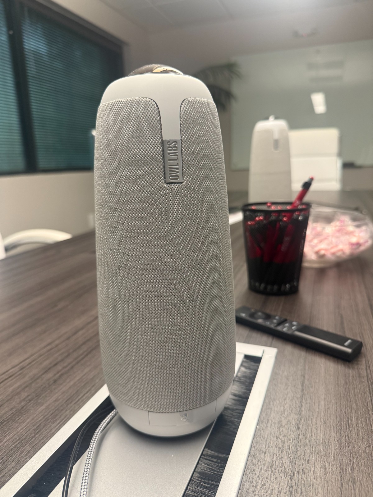 Owl Labs Meeting Owl Pro MTW300 Smart Conference Camera
