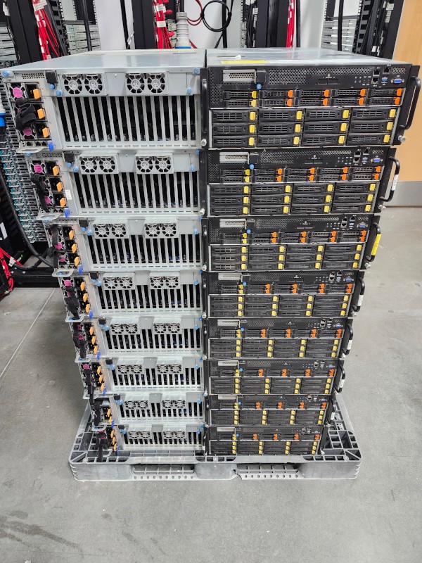 Gigabyte 4U GPU Server 2x Gold 6240 36-Core 2.6GHz 32GB RAM 4x V100 16GB GPU