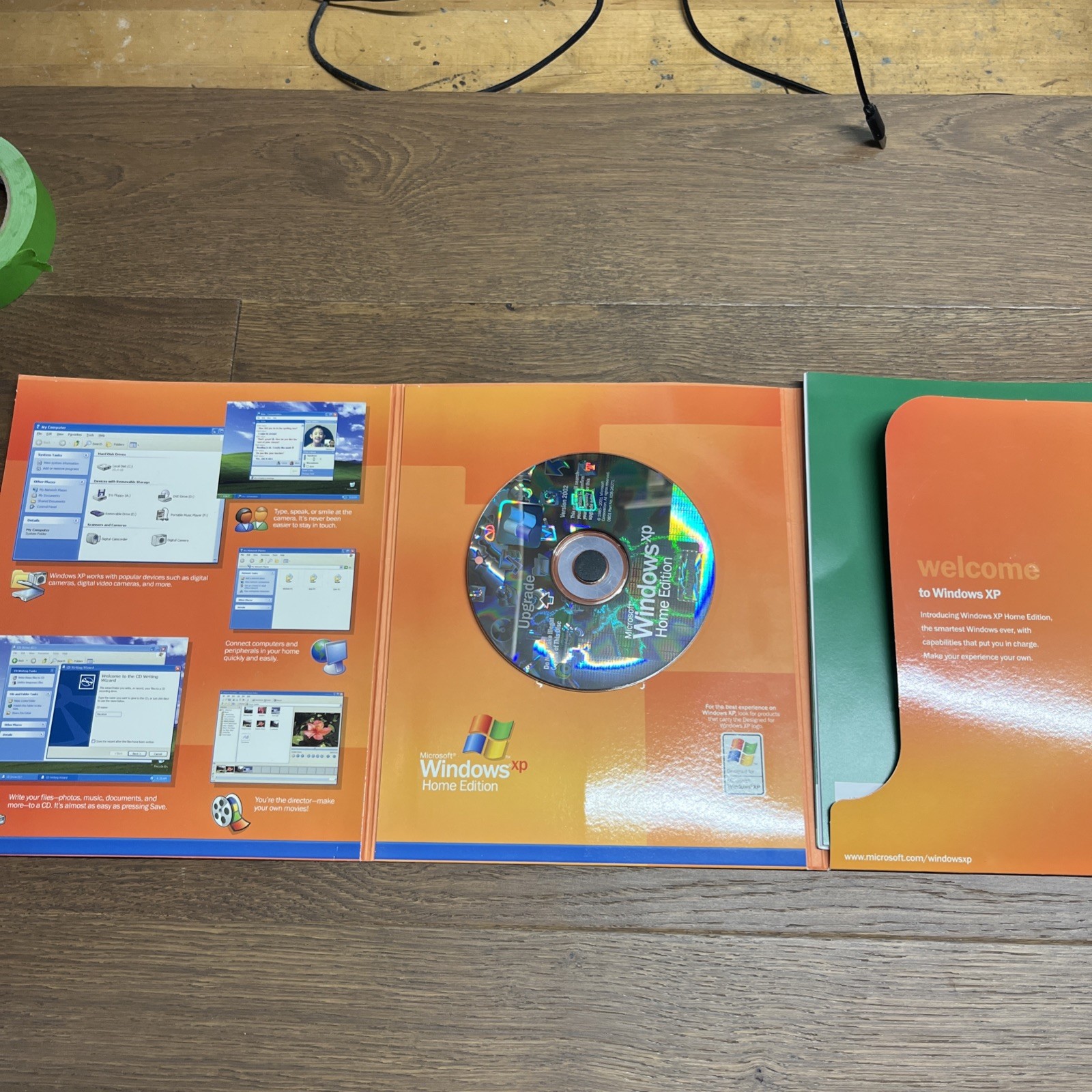 Microsoft Windows XP Home Edition Upgrade CD with Manual, Operating System