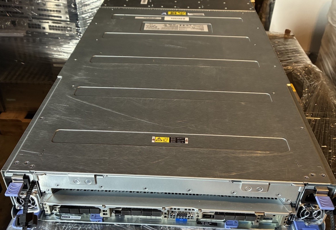 IBM 2145-SV2 storage unit