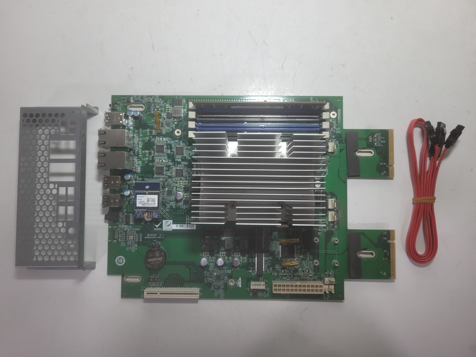 ASRock Rack X570D4U-2L2T Motherboard Quad core, 8GB RAM, IO Shield #1886