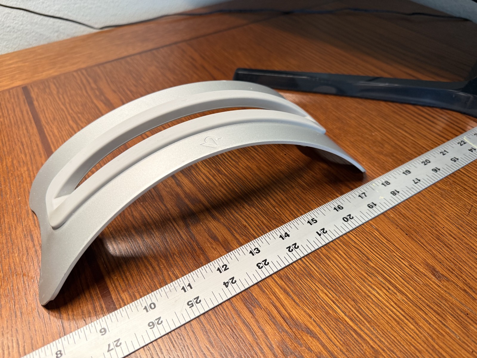 Twelve South BookArc for MacBook | Vertical Desktop Stand Silver