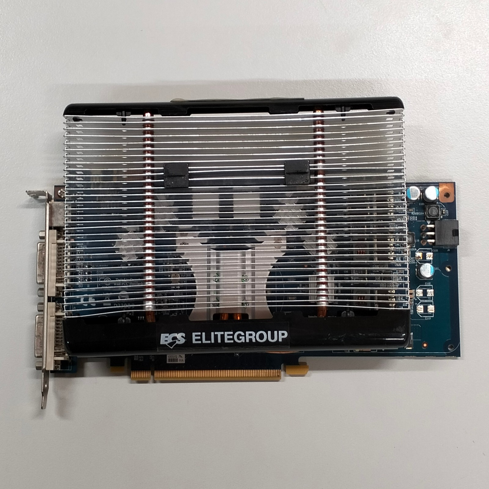 ECS EliteGroup NVIDIA 9600GT 512MB DDR3 PCIe 2.0 x16 Passive Cooled Graphics GPU