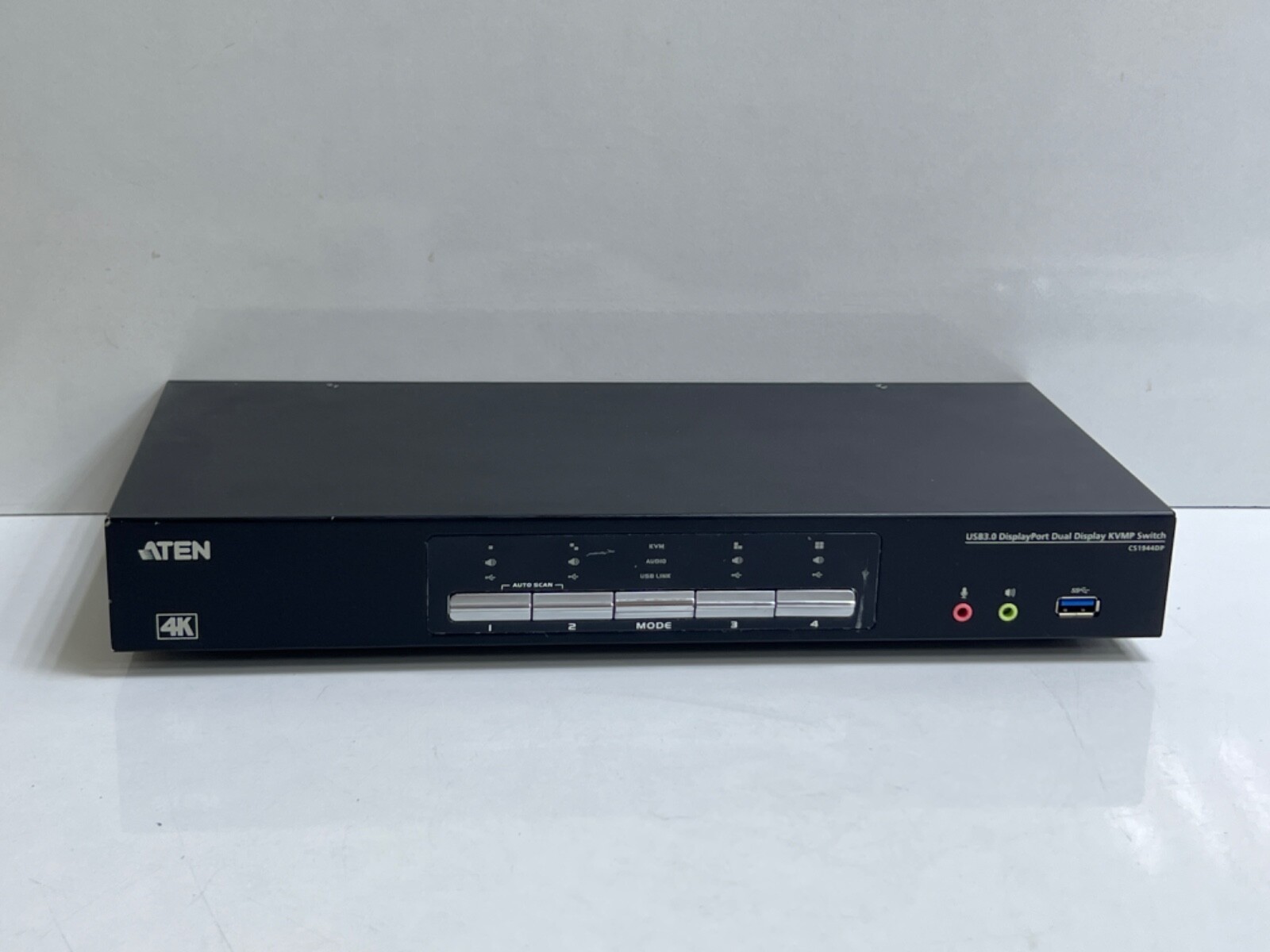 ATEN 4-Port USB 3.0 4K DisplayPort Dual Display KVMP Switch (CS1944DP)