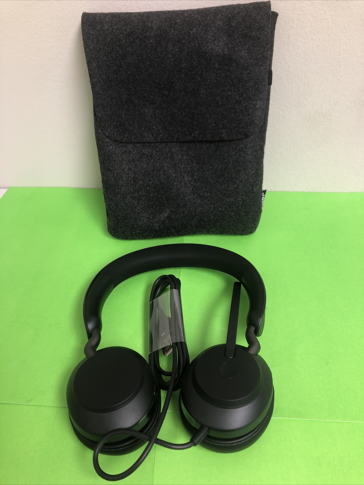 MINT Jabra GN  Binaural USB Wired Headset HSC130