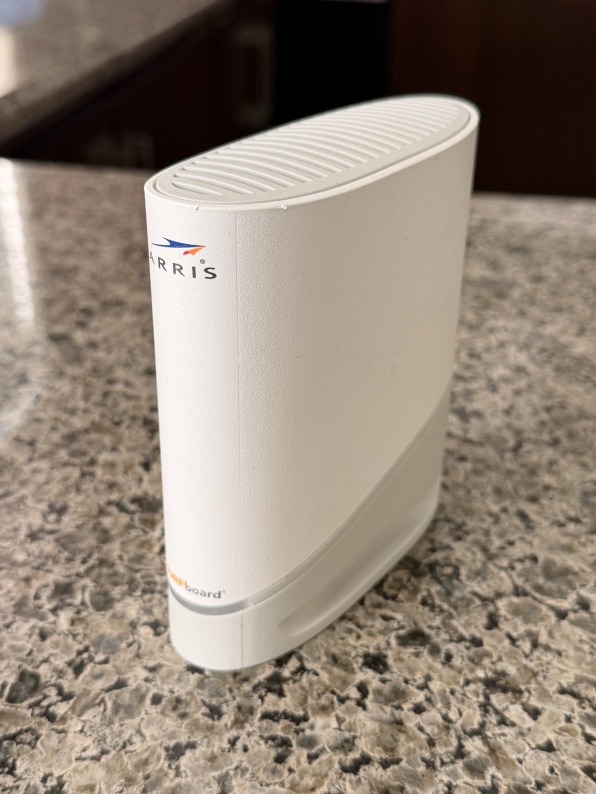 ARRIS SURFboard S33 DOCSIS 3.1 Cable Modem 2.5Gbps Gigabit NO POWER ADAPTER