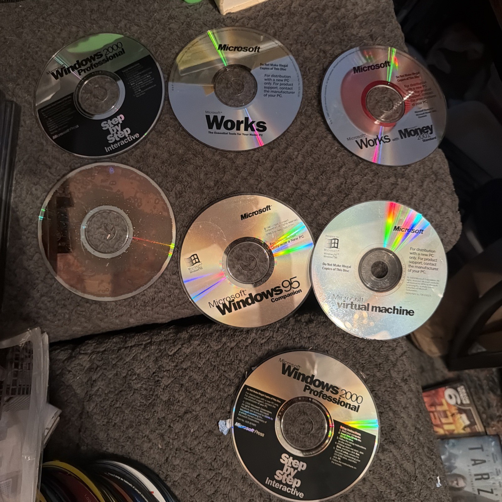 7 Vintage Microsoft Software CDs Lot Windows XP Home 2000 95 Works PC 