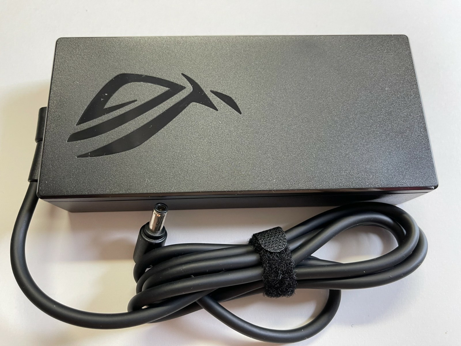 Genuine ASUS 240W 20.0V AC Adapter for ASUS ROG Strix SCAR/Zephyrus ADP-240 EB C