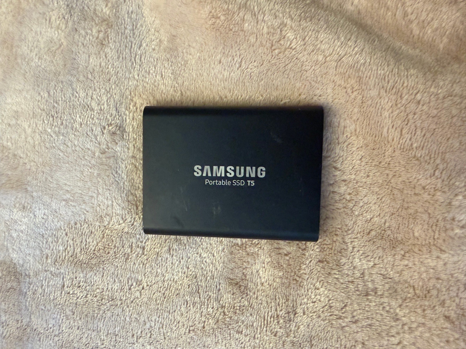 Samsung T5 1000GB External (MU-PA1T0B/AM) Portable SSD