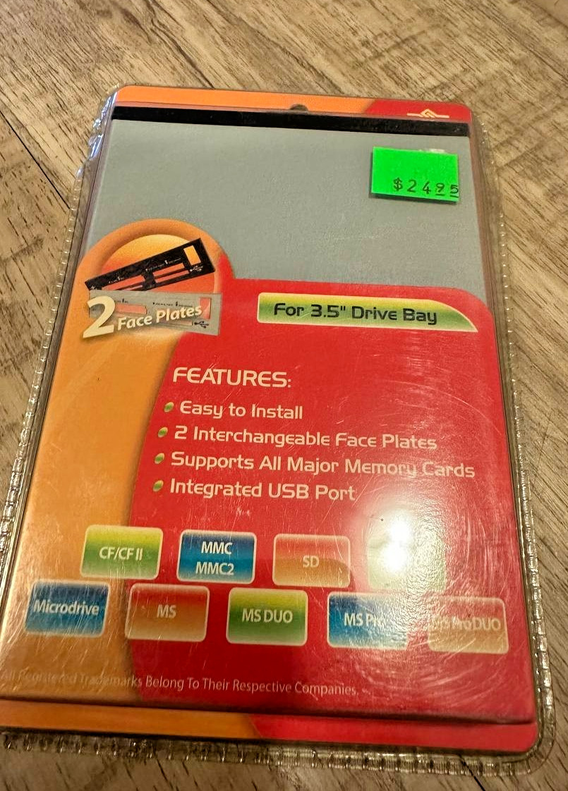Vantec USB 2.0 Multi-LUN Memory Internal Card Reader - 3.5” Drive Bay UGT-CR900