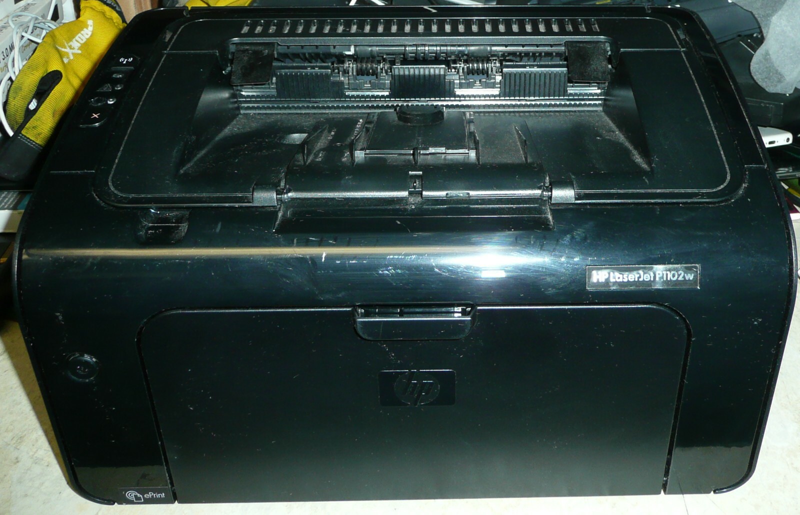 HP LaserJet P1102w USB Wireless Printer TESTED 15000 pages - Dents