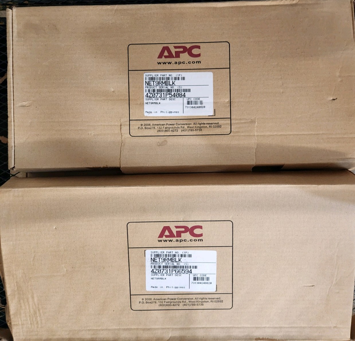 Lot Of 2 APC SurgeArrest Rackmount 120 V 15A Power Distribution Unit NET9RMBLK