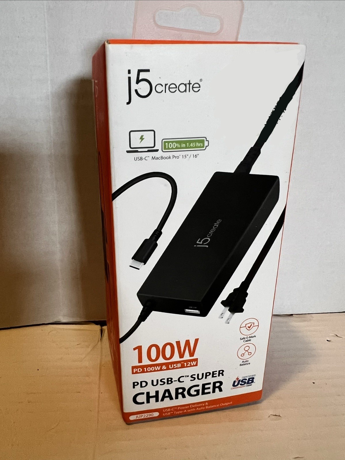 J5 create 100w PD Usb-C Super Charger