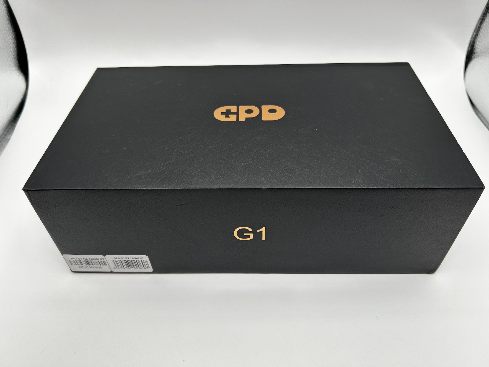 GPD G1 2024 eGPU /docking station with integrated GaN power supply. Thunderbolt.