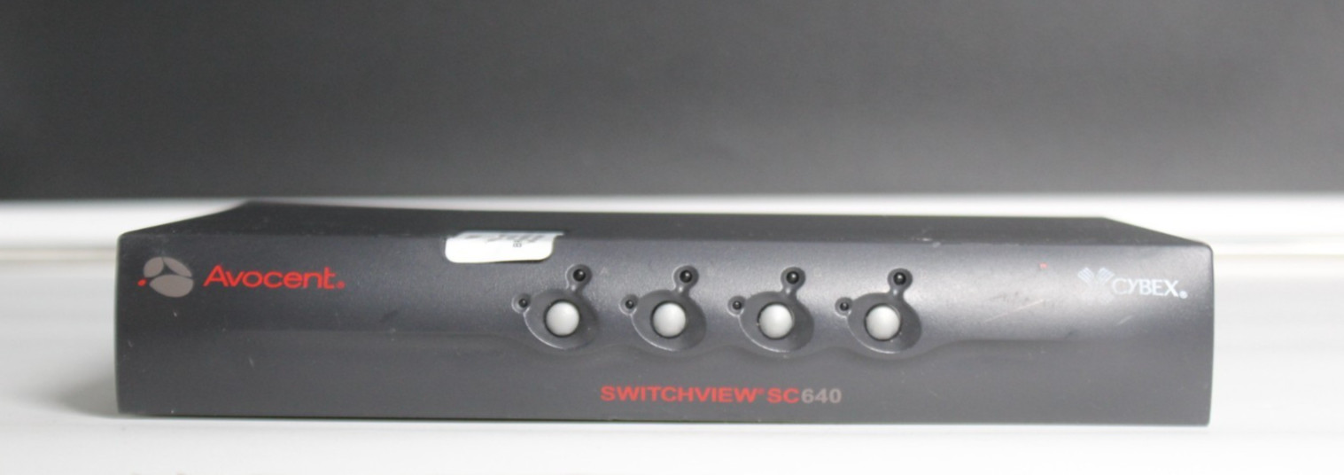 Avocent CYBEX SwitchView SC640 Sevure KVM Switch Box