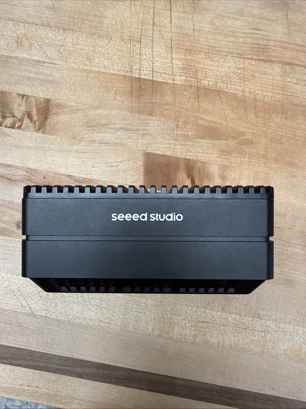 Seeed studio NVIDIA Jetson Nano Edge AI Device - reComputer J1010 Kit, Aluminium