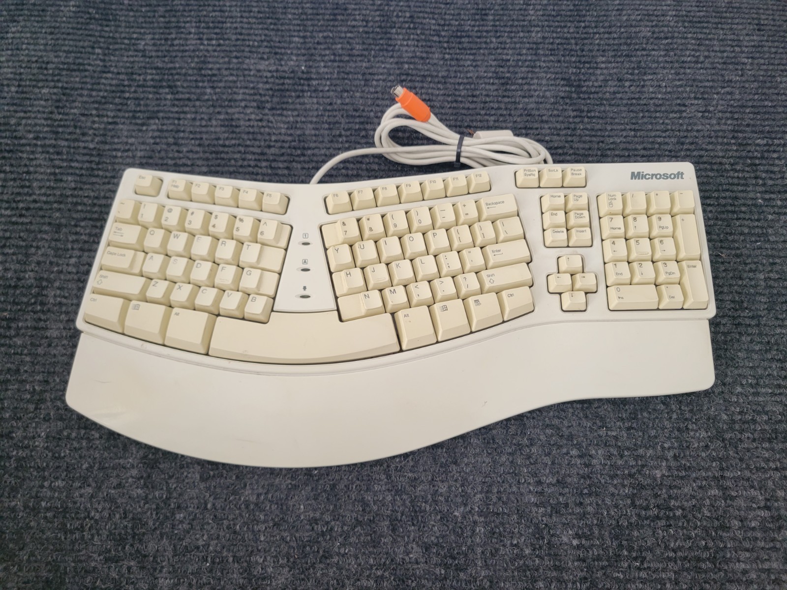 Microsoft Natural Keyboard Elite X03-51763 Ergonomic Wired Keyboard PS/2 TESTED 