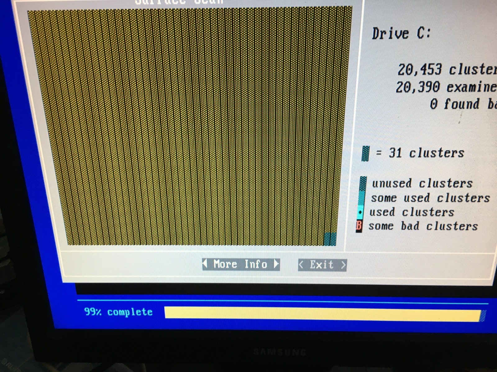 Quantum ProDrive 40AT  40MB 3.5" IDE Hard Drive  P/N: 940-40-9103 TESTED GOOD
