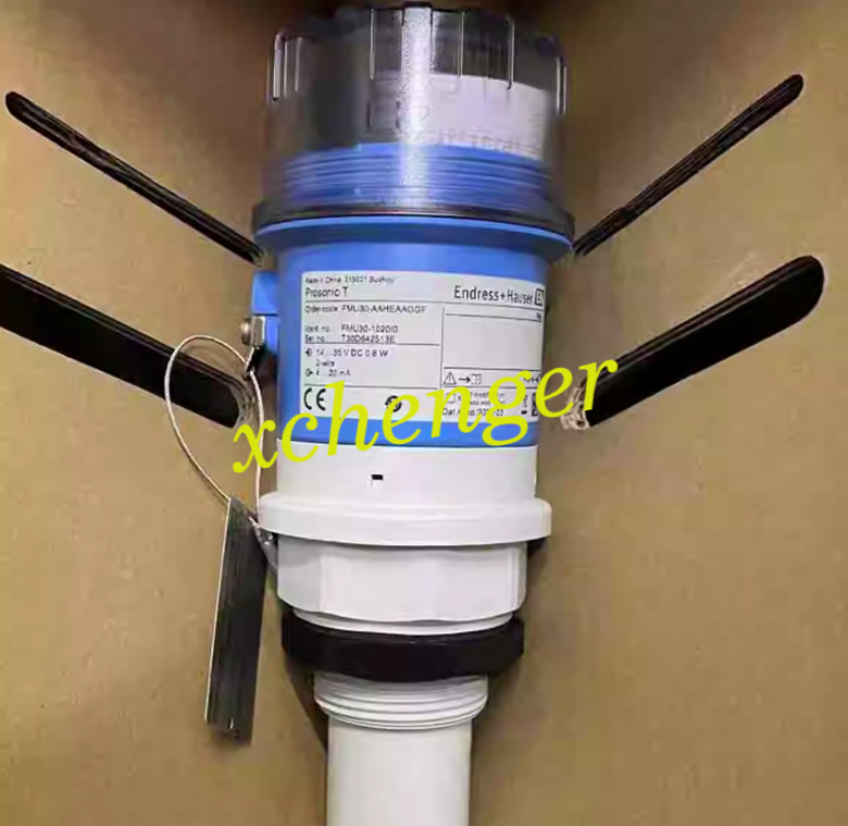 1PC Endress+Hauser FMU30-1020/0 Ultrasonic level gauge FMU30-AAHEAAGGF