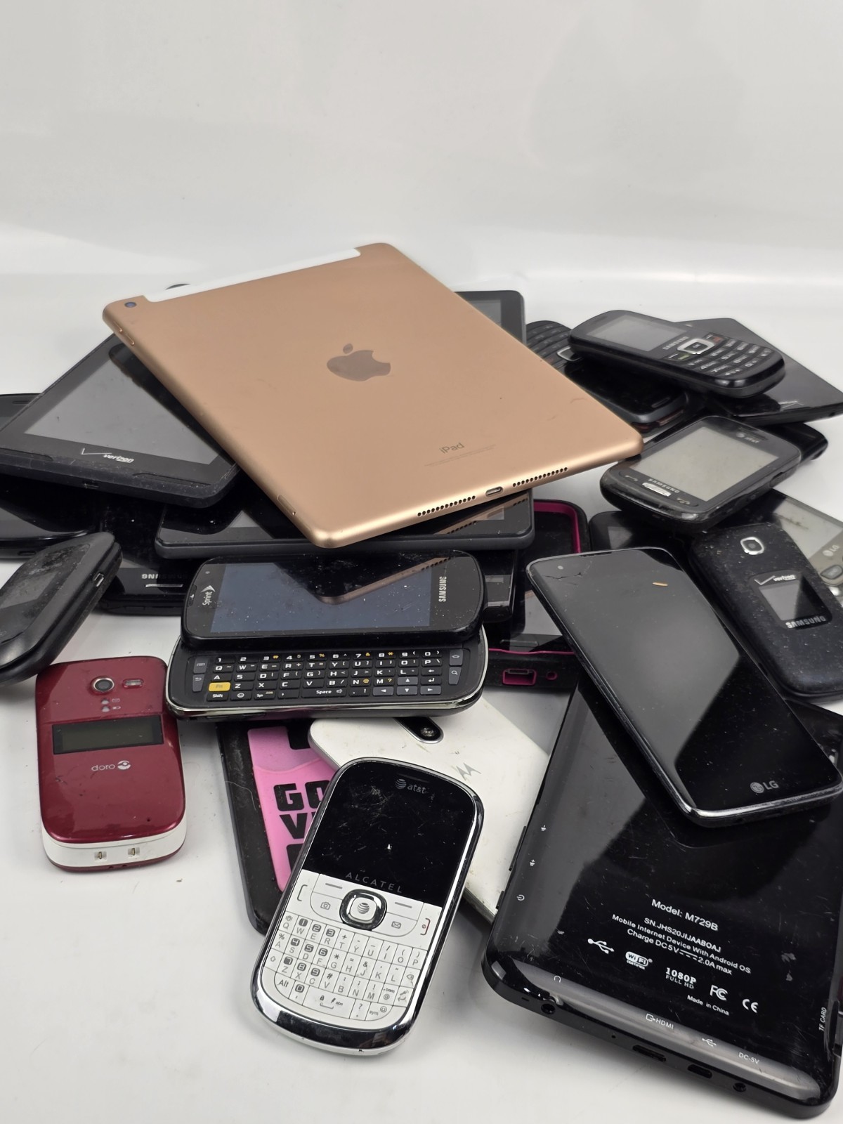 Vintage Cell Phones Tablet iPad Electronics Lot Untested Parts Repair