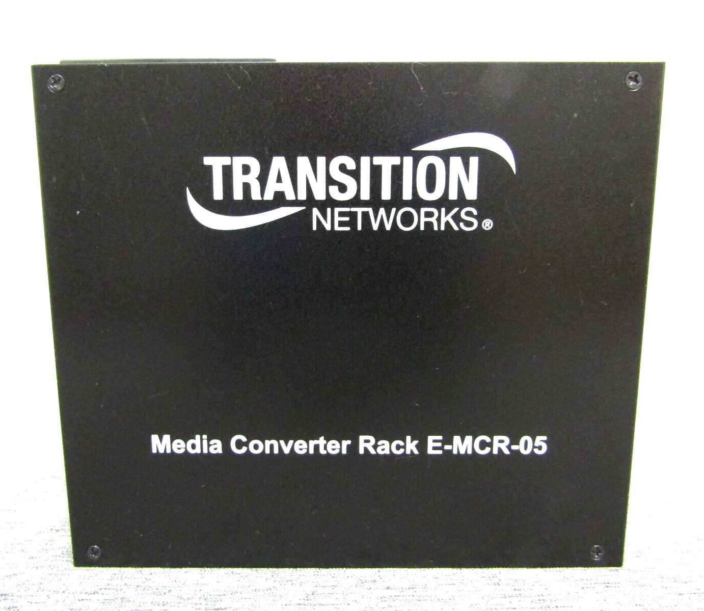 TRANSITION NETWORKS E-MCR-05 MEDIA CONVERTER RACK