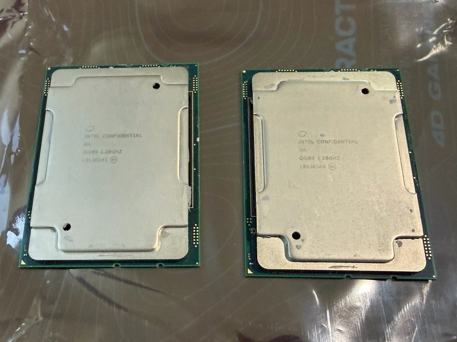 Intel Xeon Platinum 8260 ES QQ89 24C48T 2.20 GHz LGA3647 35.75 MB CPU Processors