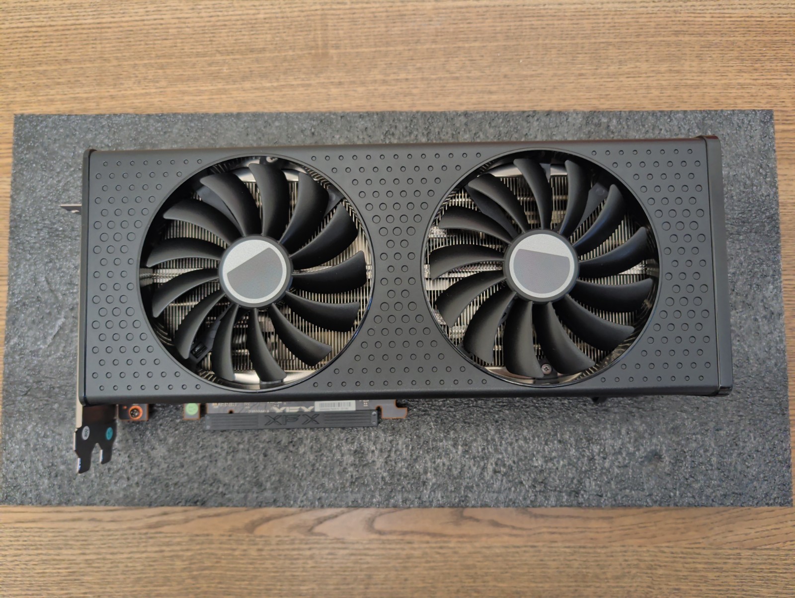 XFX Speedster SWFT210 Radeon RX 7800 XT 16GB Gaming Graphics Card RX-78TSWFTFA