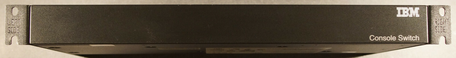 IBM 41Y9315 16 Port Rack Console Switch  520-478-502
