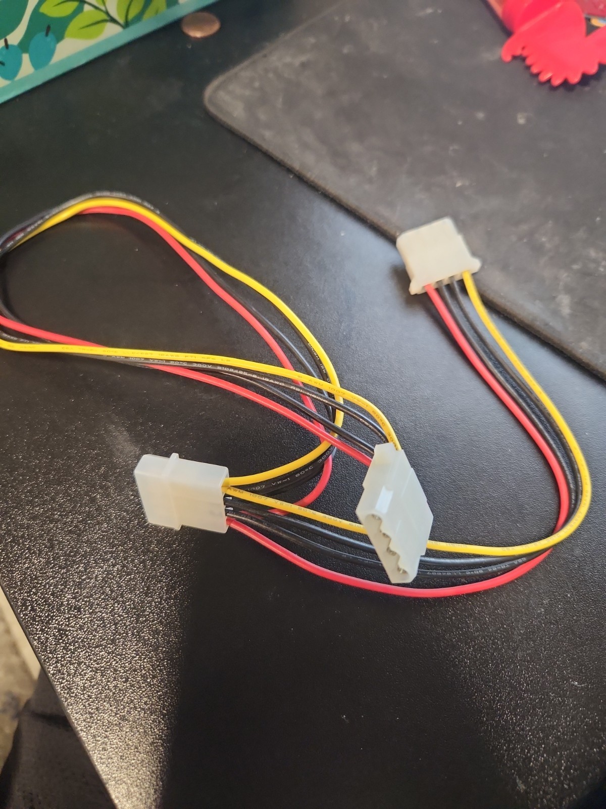 8in 4 Pin Molex to 2x 4 Pin Molex Power Connector Cable Splitter Converter
