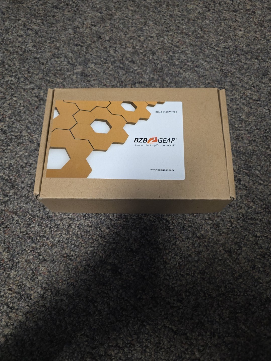 BZBGEAR BG-UHD-KVM21A  2x1 USB HDMI KVM Switch 4K2K