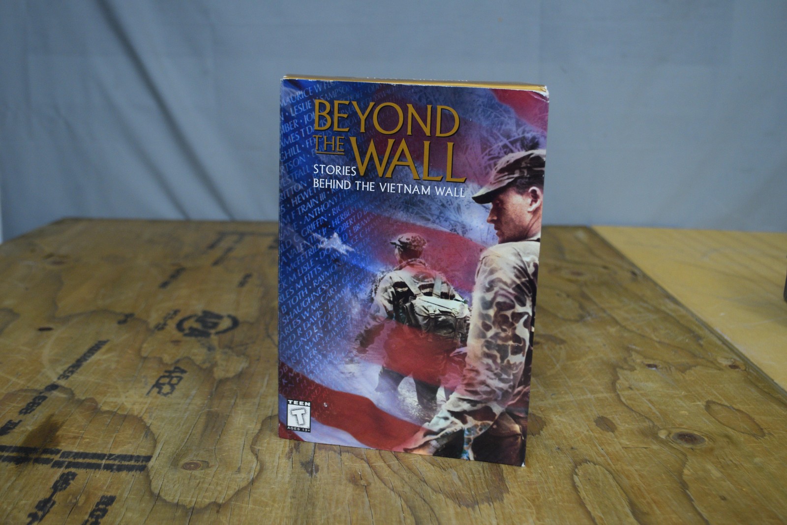 Beyond the Wall PC CD-ROM Box Set Stories Behind the Vietnam Wall 3D Tour