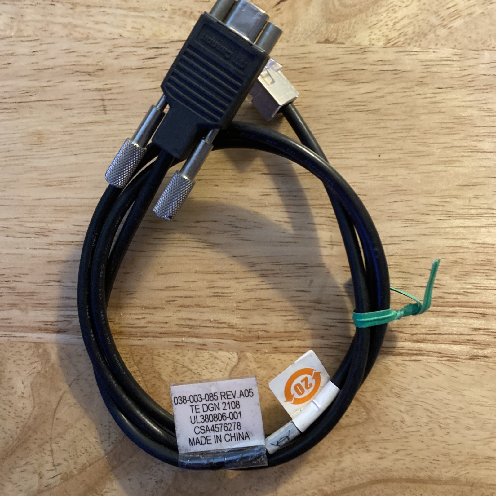 DELL EMC 038-003-085 A05 MICRO-DB9 SP TO RJ12 SPS SERIAL CABLE 
