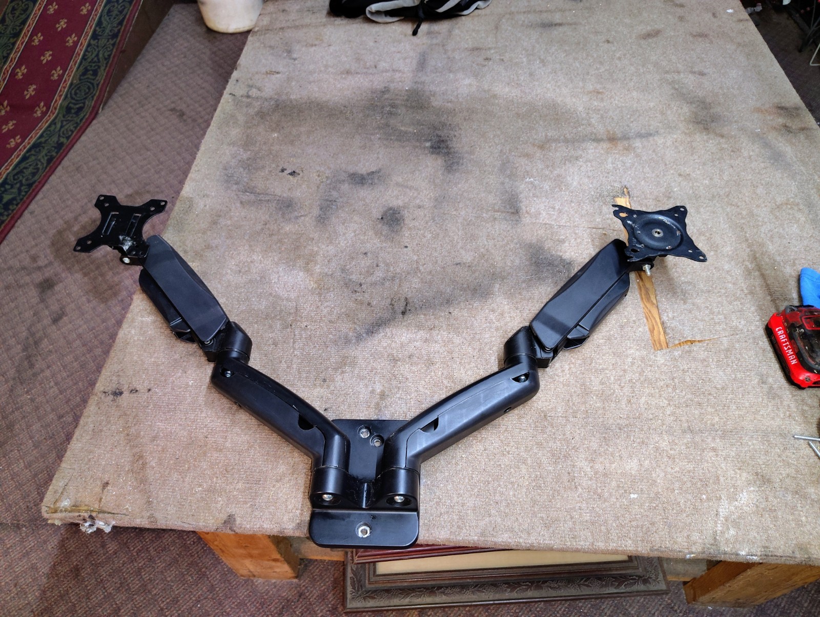 Wali Dual Monitor Desk Mount Adjustable Tilt & Rotate Black VESA 75x75 100x100