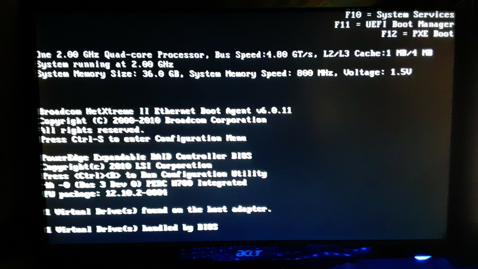 DELL R710 PowerEdge EMC² Server 1x XEON E5504 2 GHz  36GB (9x 4GB) No HDD/SSD
