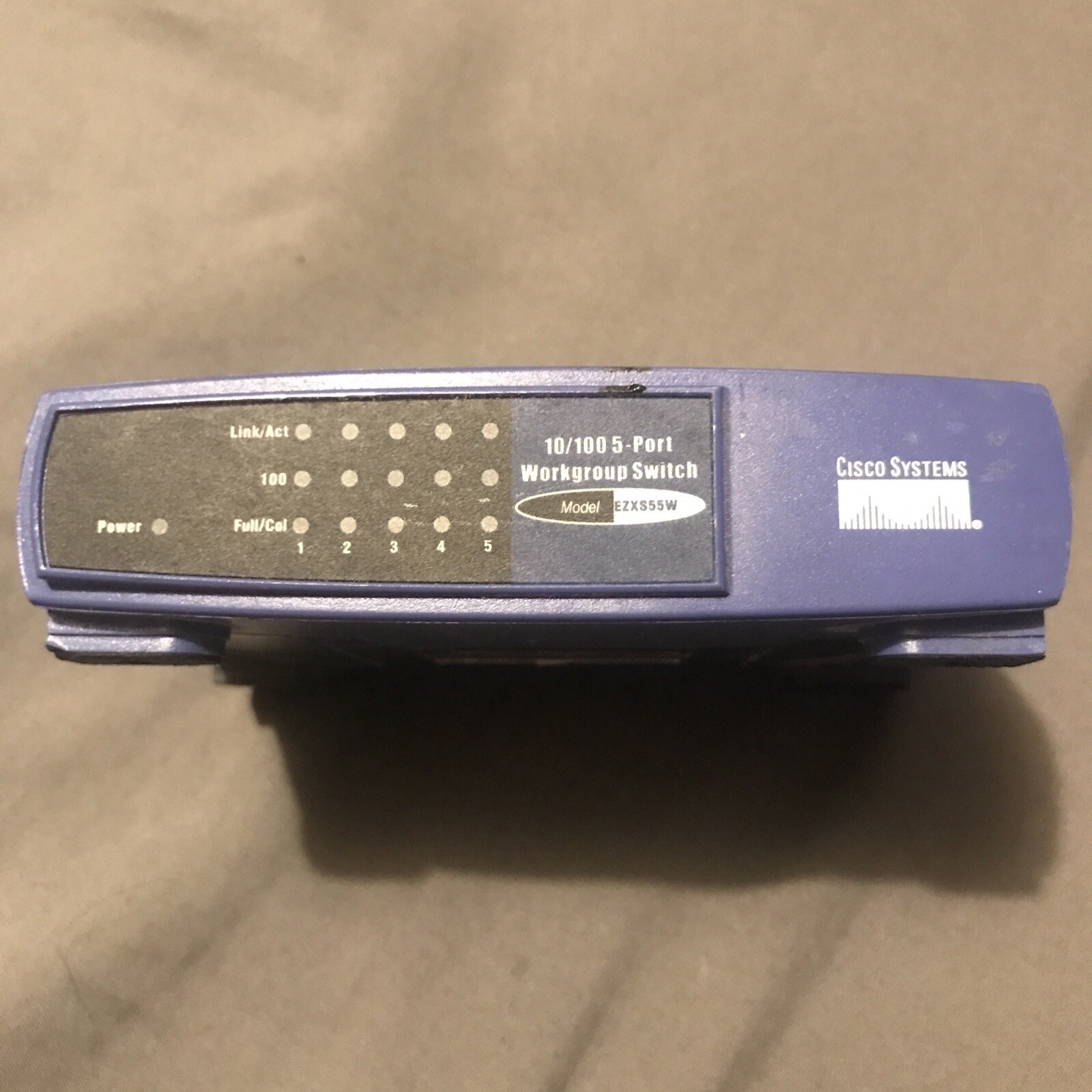 Linksys  EtherFast 10/100 5-Port Hub - EFAH05W.V2