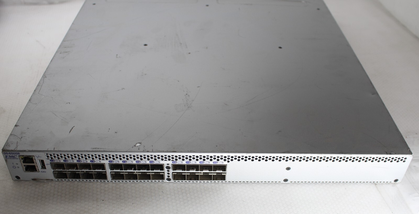 Brocade EMC DS6505B 100-652-603 24-port FC Network Switch EM-6505-12-8G-0R