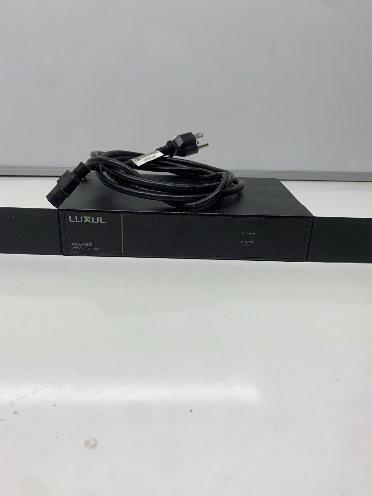 Luxul XWC-1000 Wireless Controller