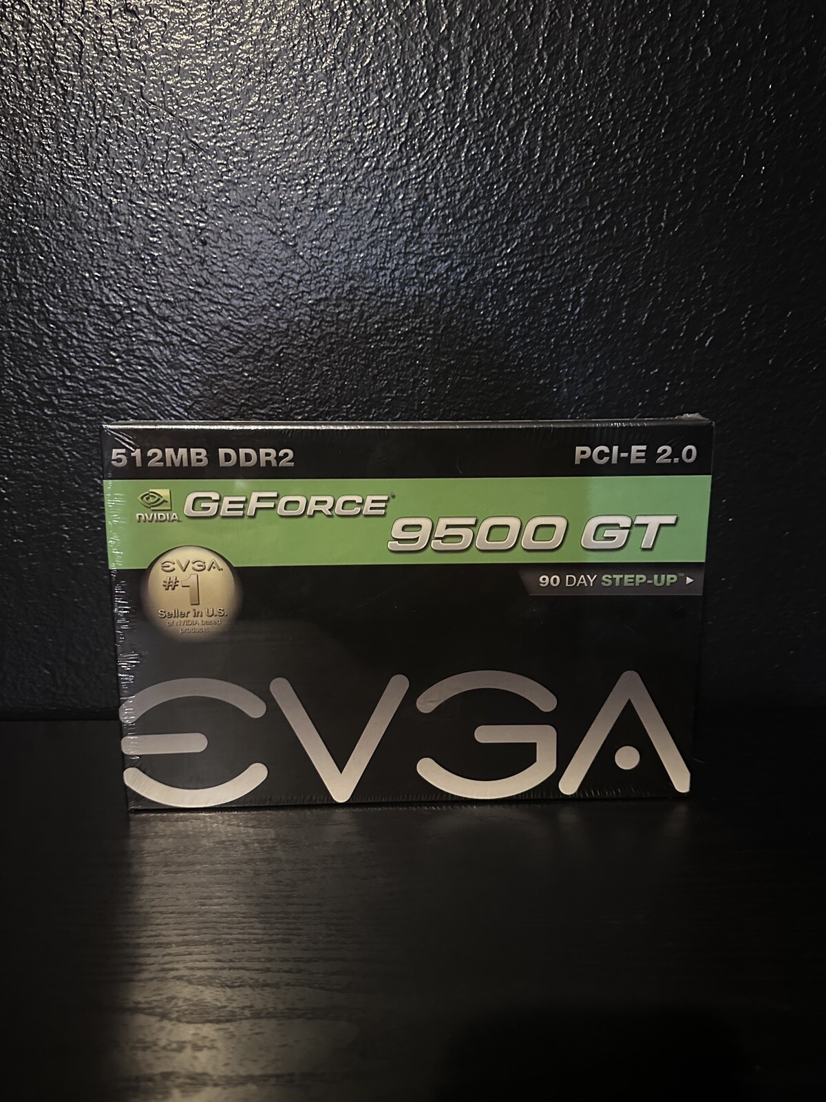 EVGA NVIDIA GeForce 9500 GT (512P3N954TR) 512 MB DDR3 SDRAM PCI-E 2.0